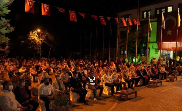 15 Temmuz Demokrasi ve Milli Birlik Günü’nde birlik ve beraberliğini gösterdi
