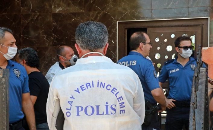 2 çocuk annesi kadın evinde başından vurulmuş halde bulundu