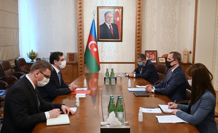 Azerbaycan Dışişleri Bakanı Bayramov, Türkiye’nin Bakü Büyükelçisi Özoral ile görüştü