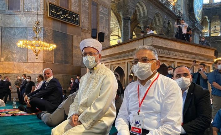 Başkan Büyükkılıç Ayasofya-i Kebir Cami-i Şerif’inin açılışına katıldı
