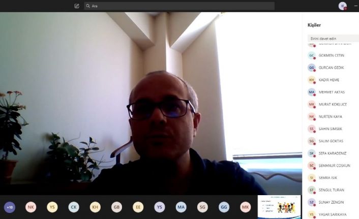 Bayburt Üniversitesinde görev yapan temizlik personellerine Covid-19 içerikli hijyen eğitimi verildi