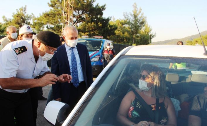 Bodrum rekora koşuyor: 12 saatte 40 bin, 4 günde 151 bin araç giriş yaptı