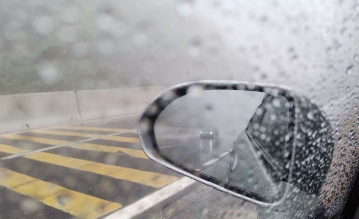 Bolu Dağı’nda sis nedeni ile görüş mesafesi 30 metreye düştü