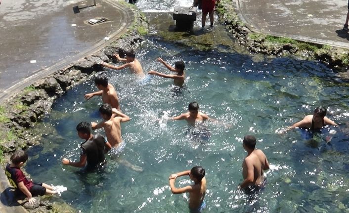 Bu görüntüler Sağlık Bakanı Koca’yı kızdıracak: "Biz koronadan değil korona bizden korksun"