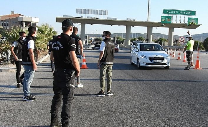Çeşme’de huzurlu ve güvenli bayram tatili için 24 saat görevdeler