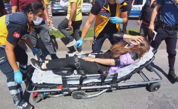 Devrilen motosikletin sürücüsü yaralandı