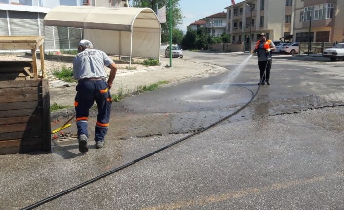 Düzce’de temizlik çalışmaları aralıksız sürüyor