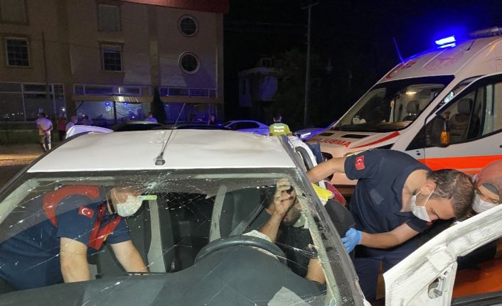 Düzce’de zincirleme trafik kazası: 4’ü çocuk 1’i hamile toplam 7 yaralı