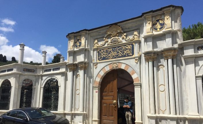 Emine Erdoğan:  “Dünyayı durma noktasına getiren salgın günlerinde, bir ve beraber olmanın şifasını yeniden hissettik”