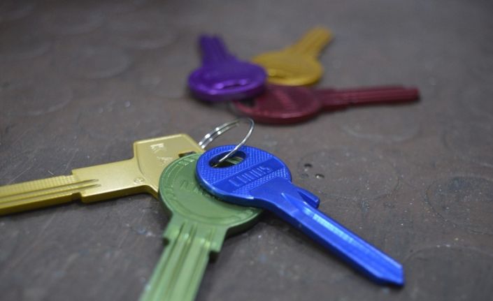 Hem hafif hem de renkli anahtarlar moda olma yolunda