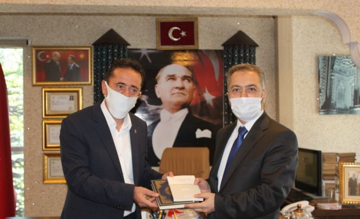 İl Müftüsü Yıldırım, İl Kültür ve Turizm Müdürü Almaz’ı ziyaret etti