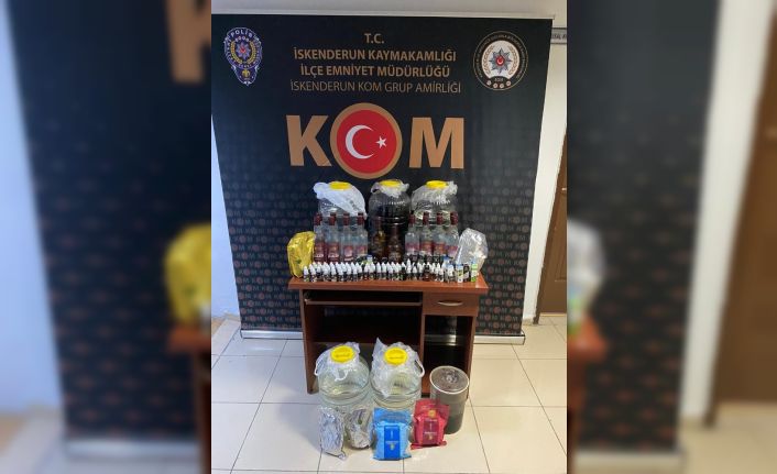 İskenderun’da kaçak ve sahte içki operasyonu