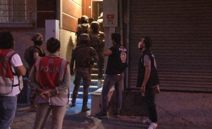 İstanbul’da Siber Suçlarla Mücadele polisinden çok sayıda adrese eş zamanlı operasyon