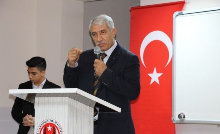 İzci: “Proje okulları ahlaki ve akademik başarının buluşma noktasıdır”