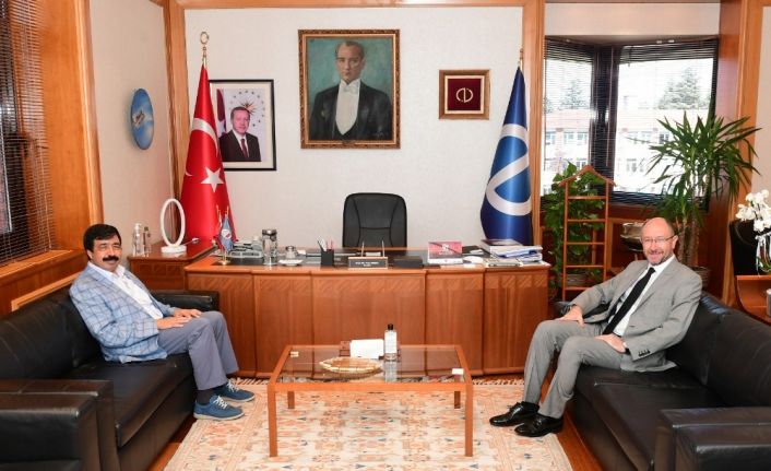 İzmir Kâtip Çelebi Üniversitesi Rektörü Köse’den Rektör Erdal’a ziyaret