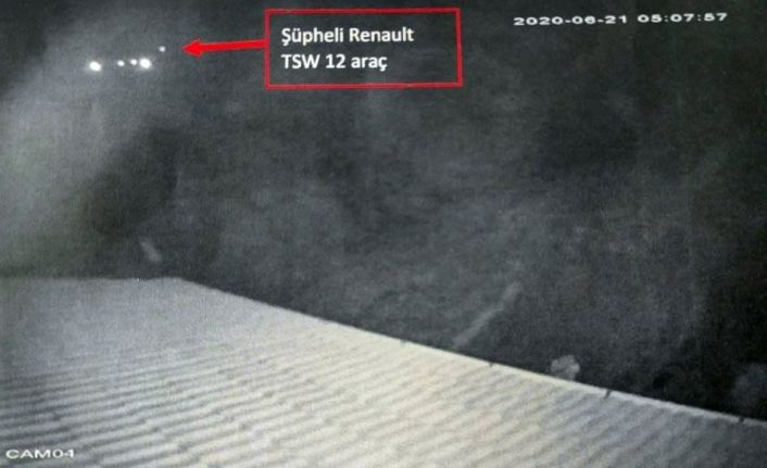 JASAT hırsız baba oğlu araç farından buldu