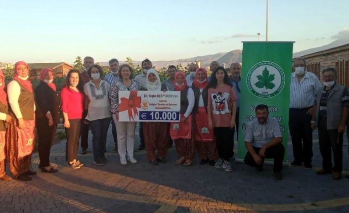 Kadın çiftçilerle yapılan 10 yıllık organik tarım çalışması ödül aldı