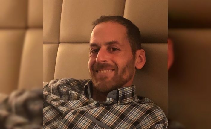 Kanada polisi, ölü bulunan iki kız kardeşin ardından kayıp babayı arıyor