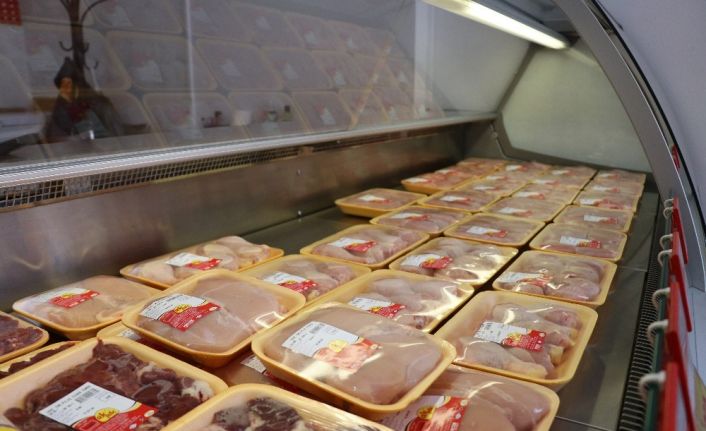 Korona virüs nedeniyle piknikler iptal oldu, tavuk eti satışları yüzde 15 geriledi