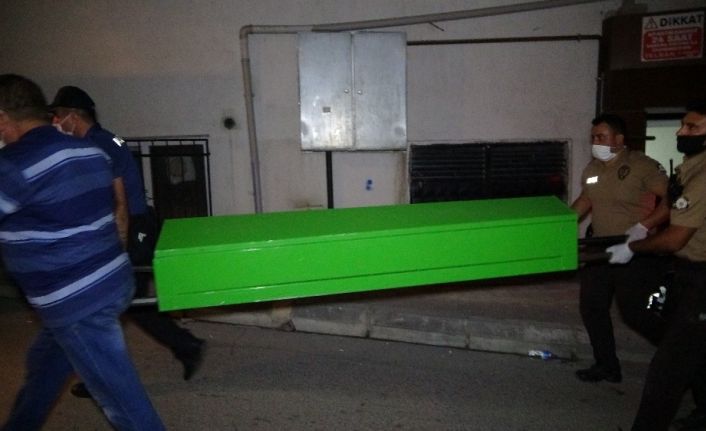 Niğde’de eski eş dehşeti...  Boşandığı eşini öldürdü, kayınbabası ve kayınvalidesini de ağır yaraladı