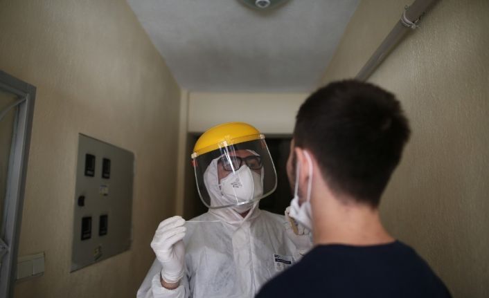 (Özel) Akraba apartmanında 1 kişi 24 kişiye virüs bulaştırdı, ekipler seferber oldu