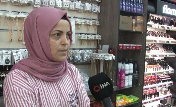 (Özel) Çorap alma bahanesiyle 10 bin liralık telefonu çaldı
