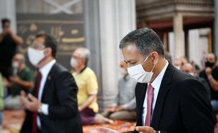 Sultanahmet Camii’de 251 Şehit için 251 Hatm-i Şerif ve Mevlid-i Şerif okundu