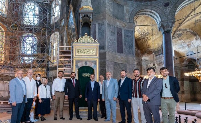 TÜMBİFED ve Sabancı Olgunlaşma Enstitüsü öncülüğünde “Minber Kapı Örtüleri Projesi”