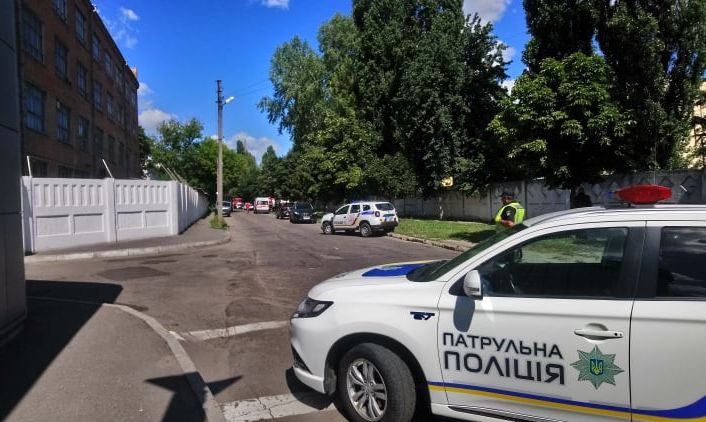 Ukrayna’da rehin aldığı polisi serbest bırakan saldırgan ormanlık alana kaçtı