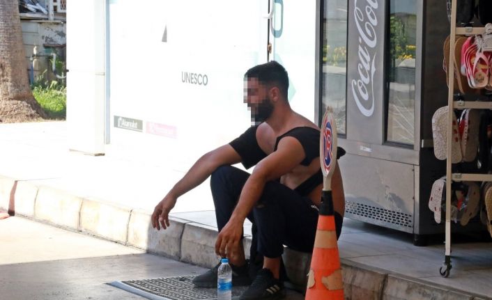 Yol verme tartışmasında 5 kişiyle kavga eden boksör hastanelik oldu