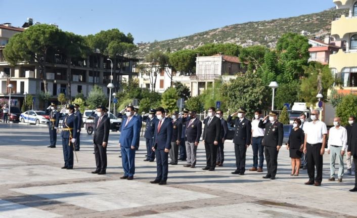 30 Ağustos Zafer Bayramı’nın 98’inci yıldönümü dolayısıyla Milas’ta resmi tören düzenlendi.