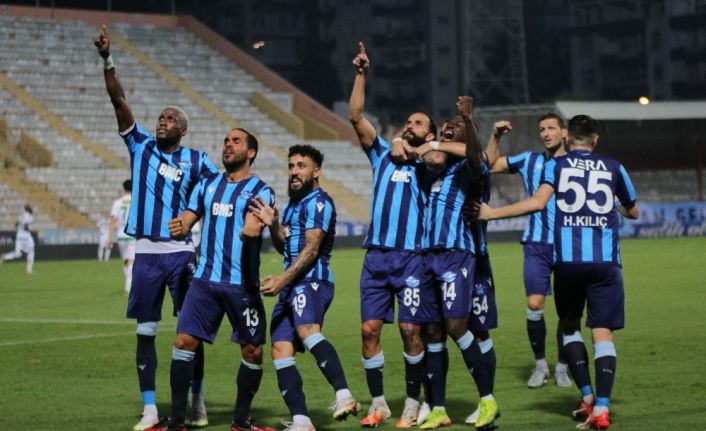 Adana Demirspor taraftarı Süper Lig’in 22 takım olmasını istiyor