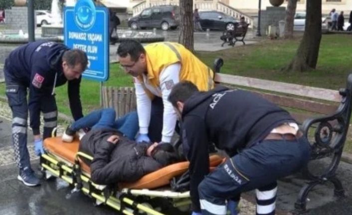 Anıt Park’ta içki içip sızan genç kadın arkadaşının evinde ölü bulundu