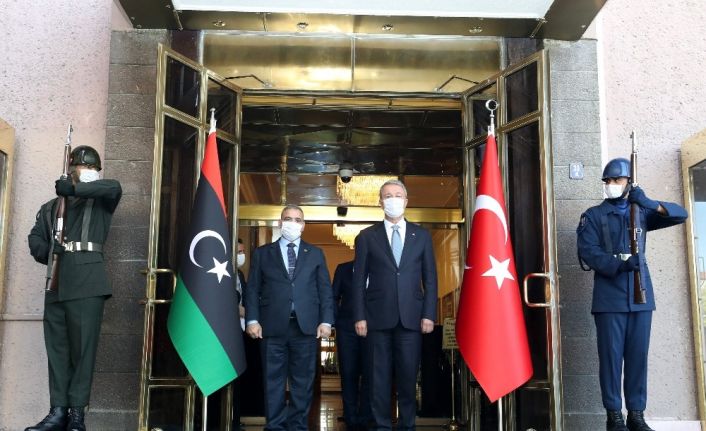 Bakan Akar, Libya Yüksek Devlet Konseyi Başkanı El-Meşri ile bir araya geldi