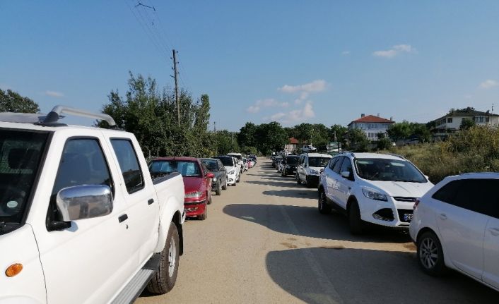 Bakan Koca’nın "Vaka az" dediği Bilecik’e bayramda binlerce kişi akın etti