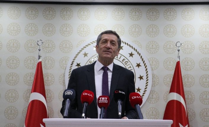 Bakan Selçuk: “31 Ağustos 2020 tarihinde okulları uzaktan eğitimle açıyoruz”