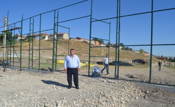 Beylikova’ya 2 milyon 650 bin lira maliyetle yeni spor tesisi