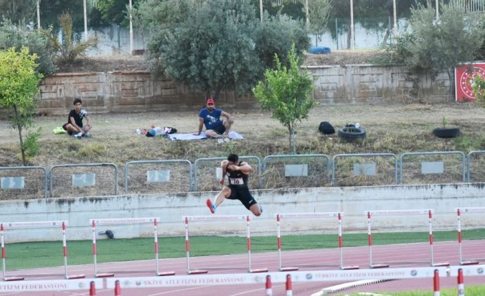 Büyükler olimpik deneme yarışları ve U18 ferdi bölgesel atletizm şampiyonası sona erdi