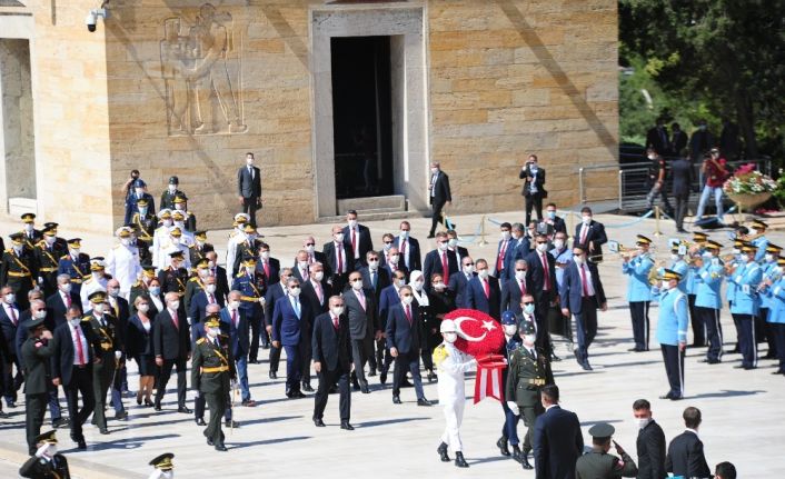 Cumhurbaşkanı Erdoğan: "Türkiye, bilhassa Doğu Akdeniz’de tehdit, yıldırma ve şantaj diline boyun eğmeyecek"