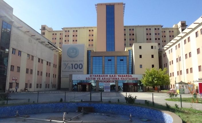 Diyarbakır’da 370 sağlık çalışanı korona virüse yakalandı, 2’si hayatını kaybetti