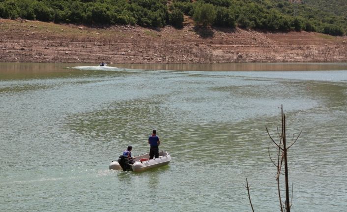 Kayıp Gülistan için suda ve karada aramalar sürüyor