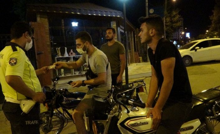 Kozan’da polisten huzur ve güven uygulaması
