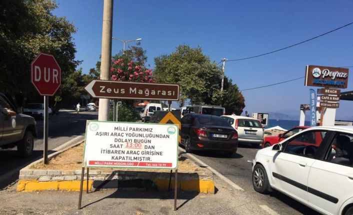 Kuşadası milli parkında yoğunluk bayramın son günü de devam ediyor