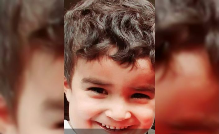 Leğendeki suda boğulma tehlikesi geçiren küçük Onur, 4 günlük yaşam mücadelesini kaybetti