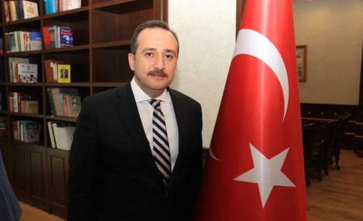Milletvekili Ağar," DHKP-C’li katillerinin fotoğrafını binasına asanlar da haindir, alçaktır’