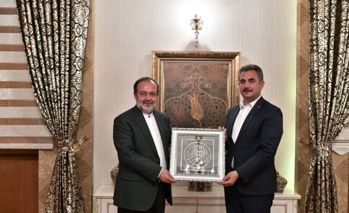 Musiki Muallim Mektebi Sohbetleri’nin bu haftaki konuğu Prof. Dr. Görmez oldu