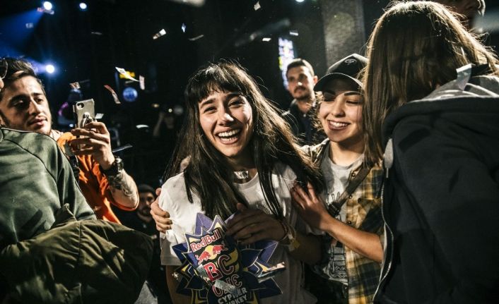 RedBull BC One E-Battle için B-Boy ve B-Girl’lerden tavsiyeler