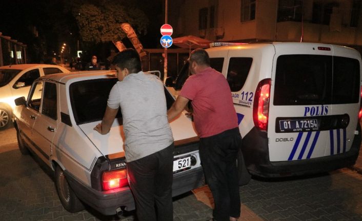 16 yasındaki genç babası alkollü diye direksiyona geçti, polisten kaçarken yakalandı
