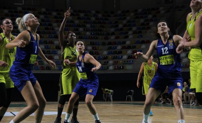 1. Leyla Atakan Cup: İzmit Belediyespor: 52 - Fenerbahçe Öznur Kablo: 49