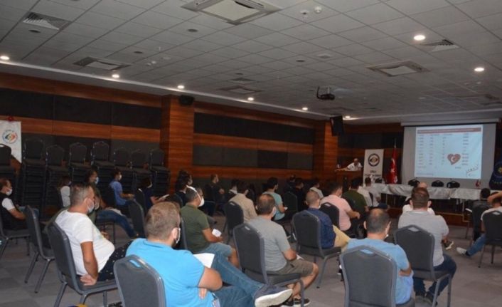 1 Milyon Amatör Denizci Projesi’nde eğitimler sürüyor